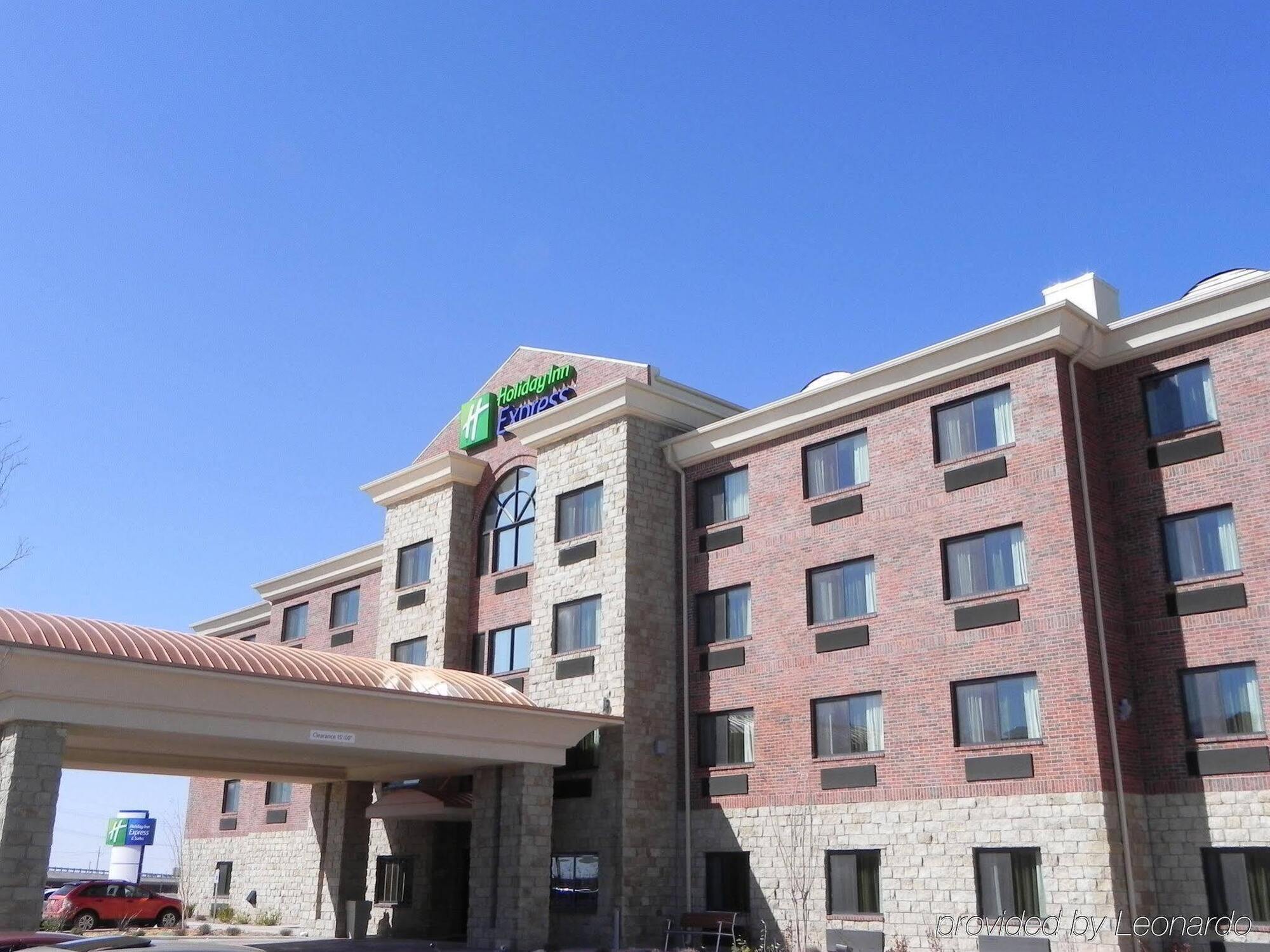 Express & West By Ihg